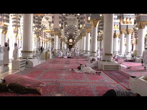 Madinah - Masjid Nabawi Interior