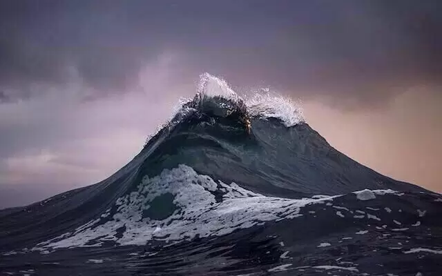 Waves Like Mountains